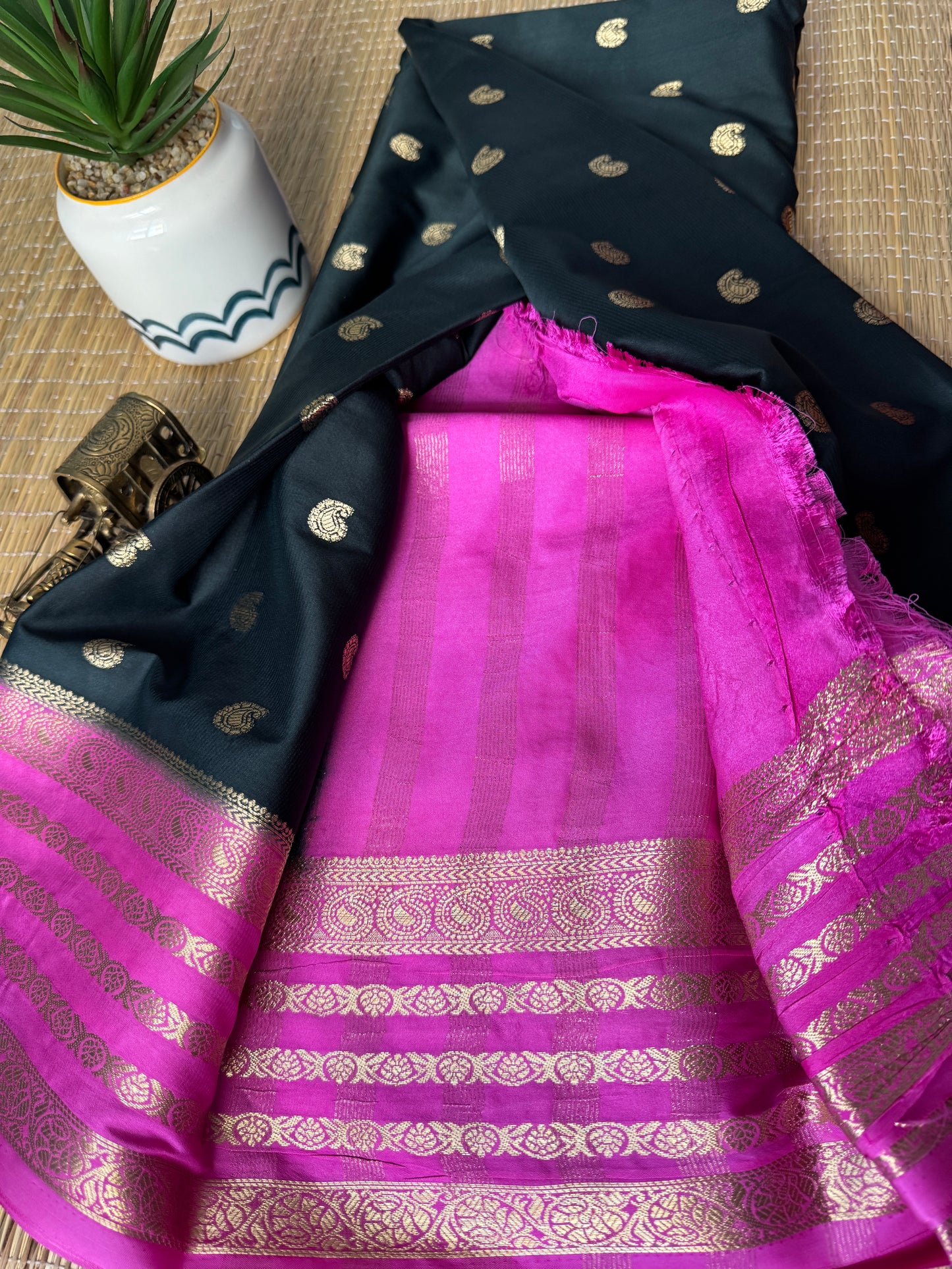 Bottle green and baby pink Mysore silk Crepe Saree with Bentex Border