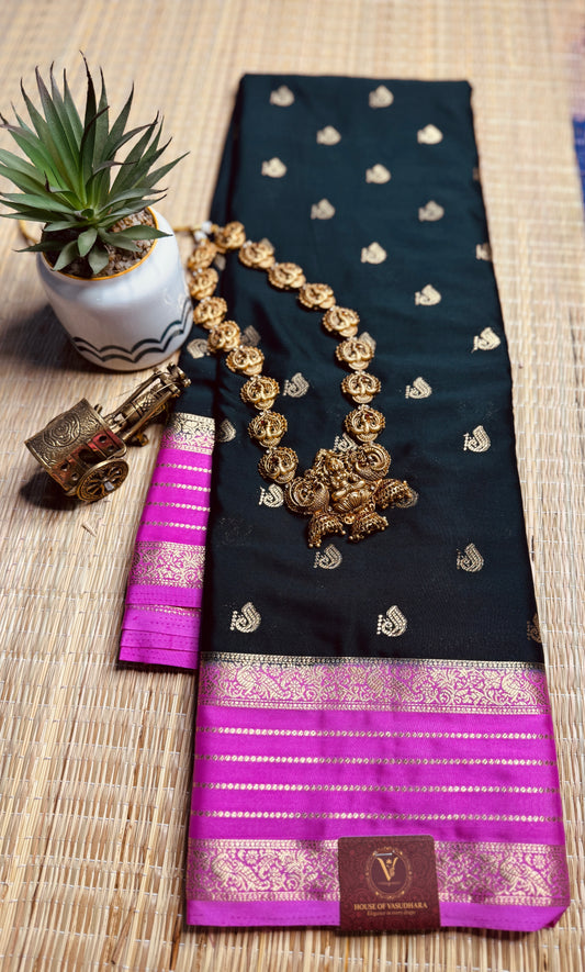 Bottle green and pink Bentex border Semi Crepe Saree with peacock flute buttas
