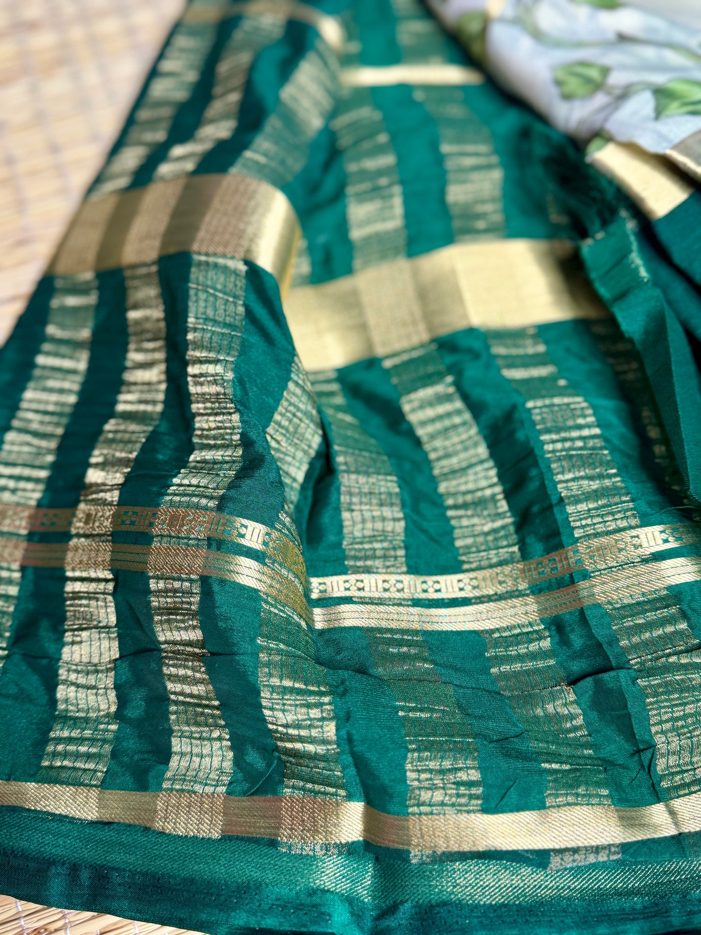 Bottle Green & White 2D Kalamkari Mysore silk crepe