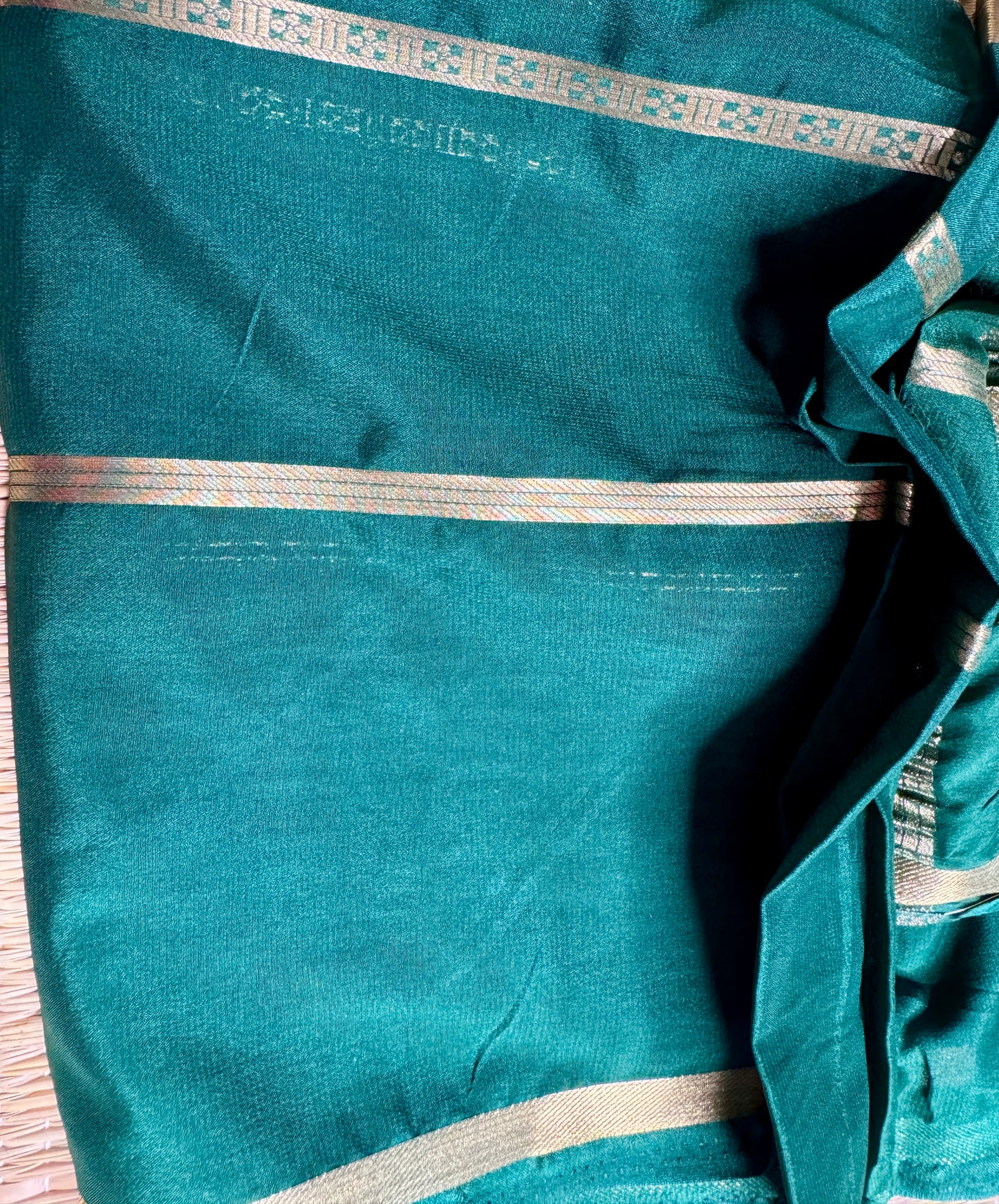 Bottle Green & White 2D Kalamkari Mysore silk crepe
