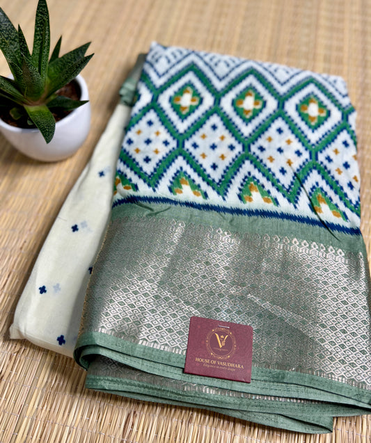 Ivory with Pista green Dola Ikkat Silk Saree
