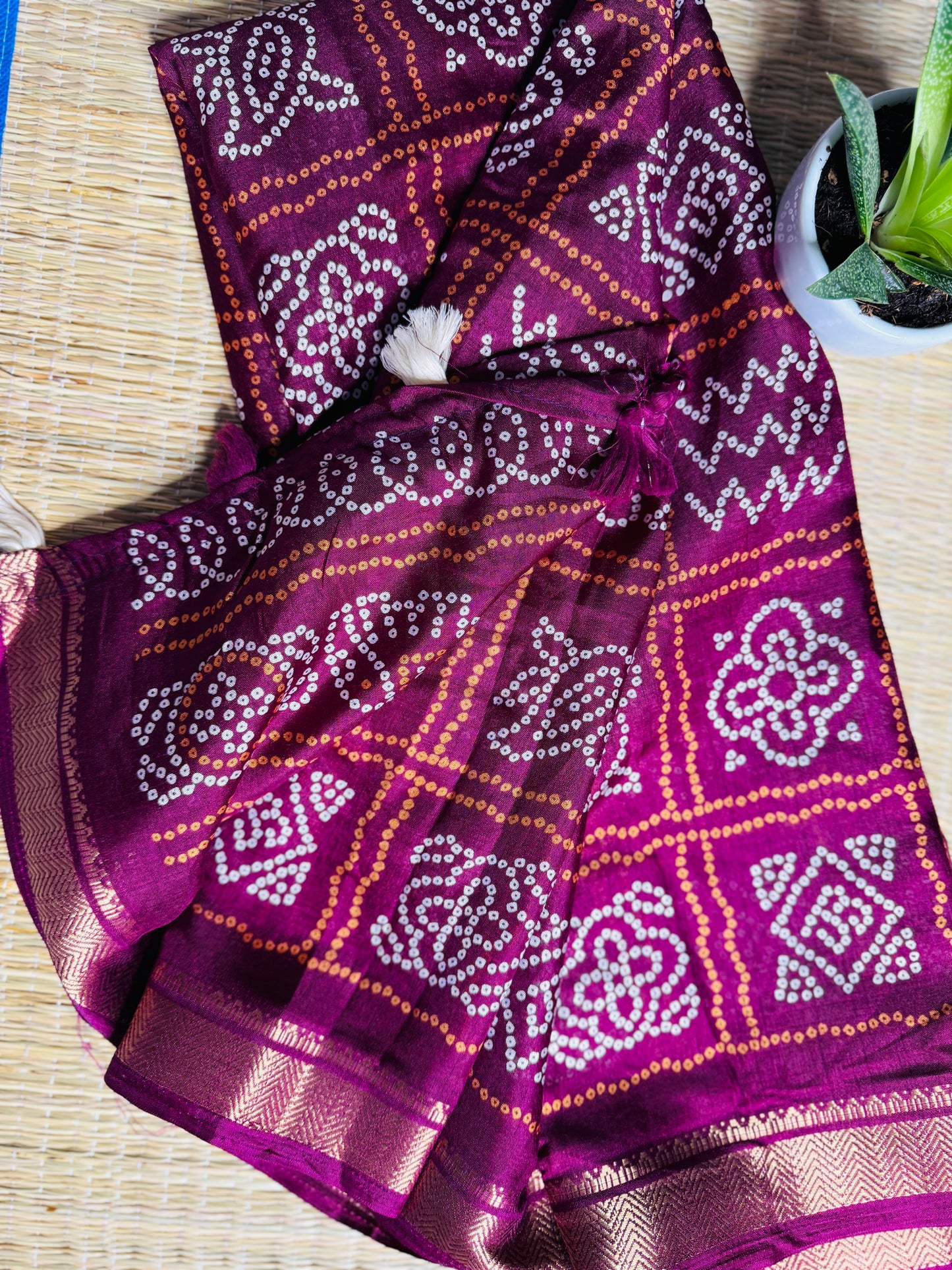 Deep Magenta Dola Bandhani Silk Saree with Zari Border