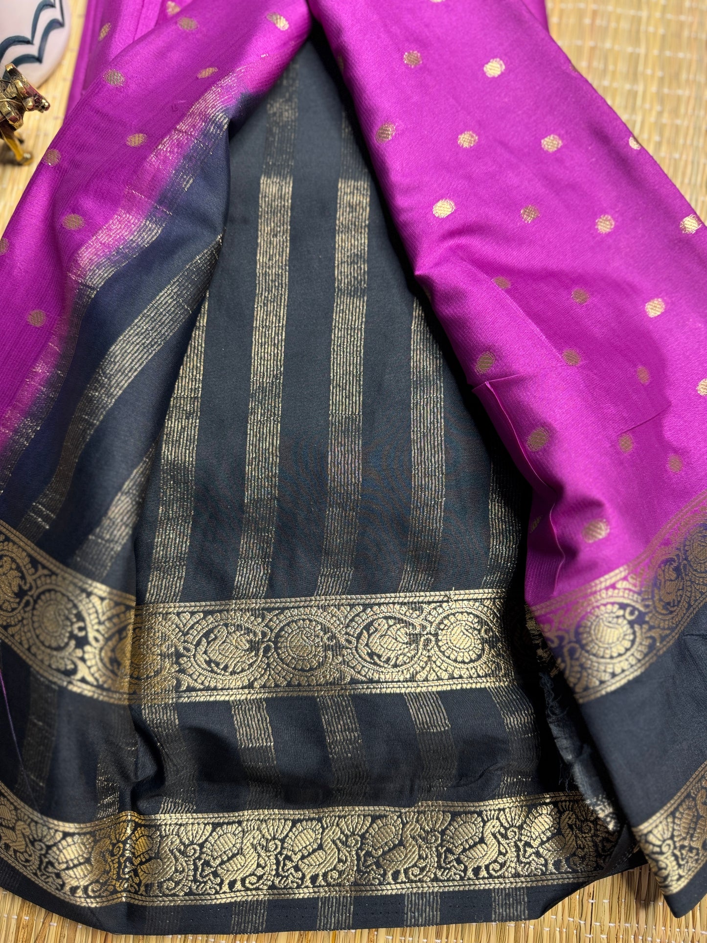 Magenta and Black Semi Mysore silk Crepe saree with Bentex border