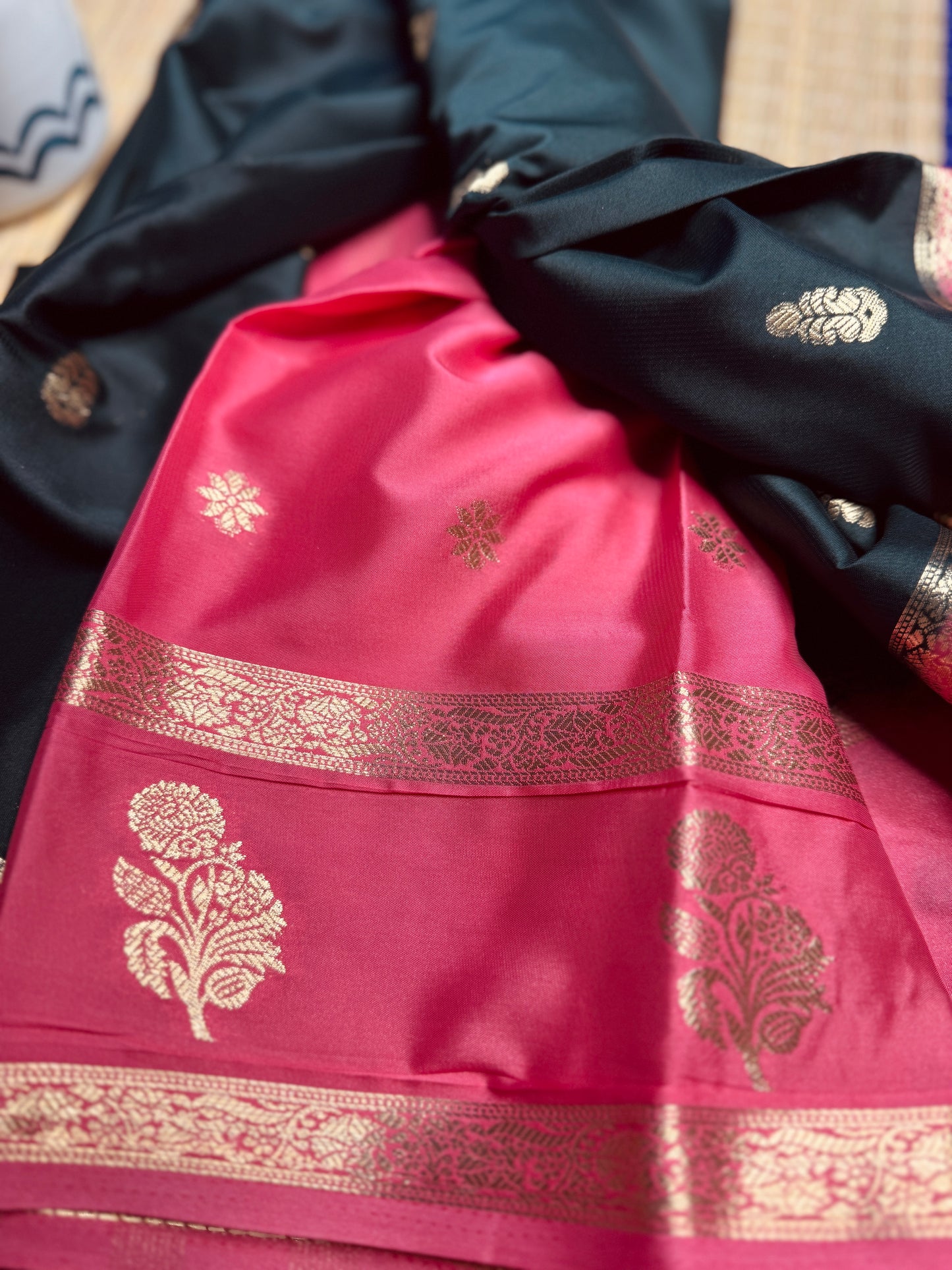 Bottle green and baby pink Semi Mysore silk Crepe Saree with Bentex border