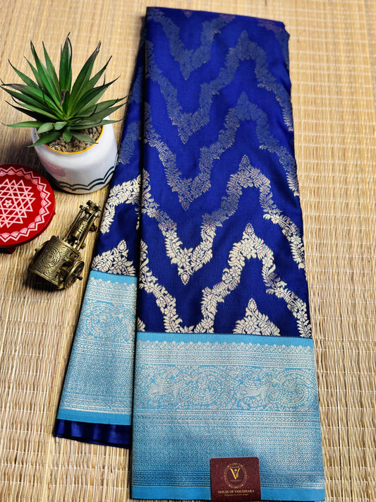 Navy blue and pastel blue necklace pattern semi Kanchi silk