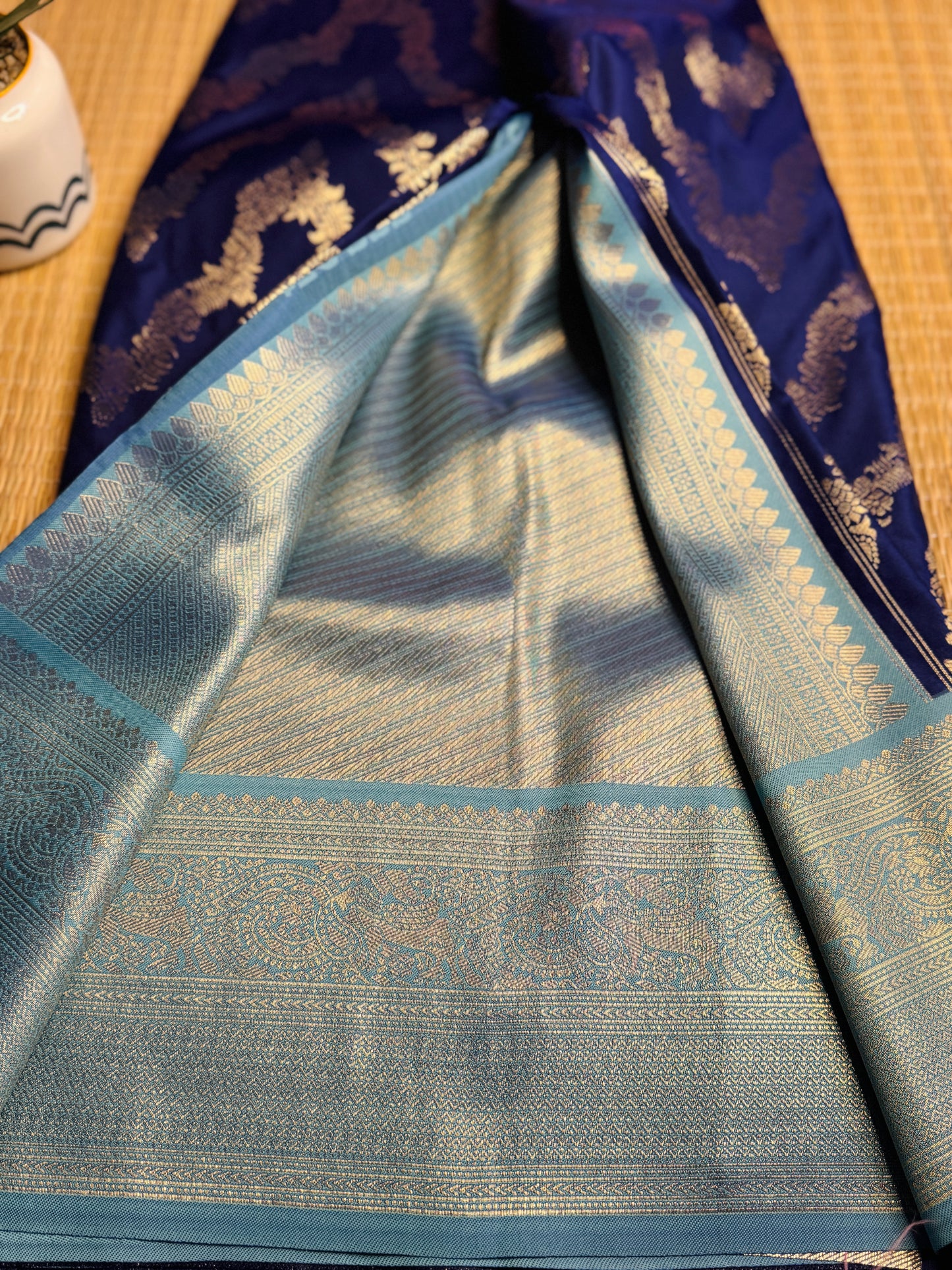 Navy blue and pastel blue necklace pattern semi Kanchi silk