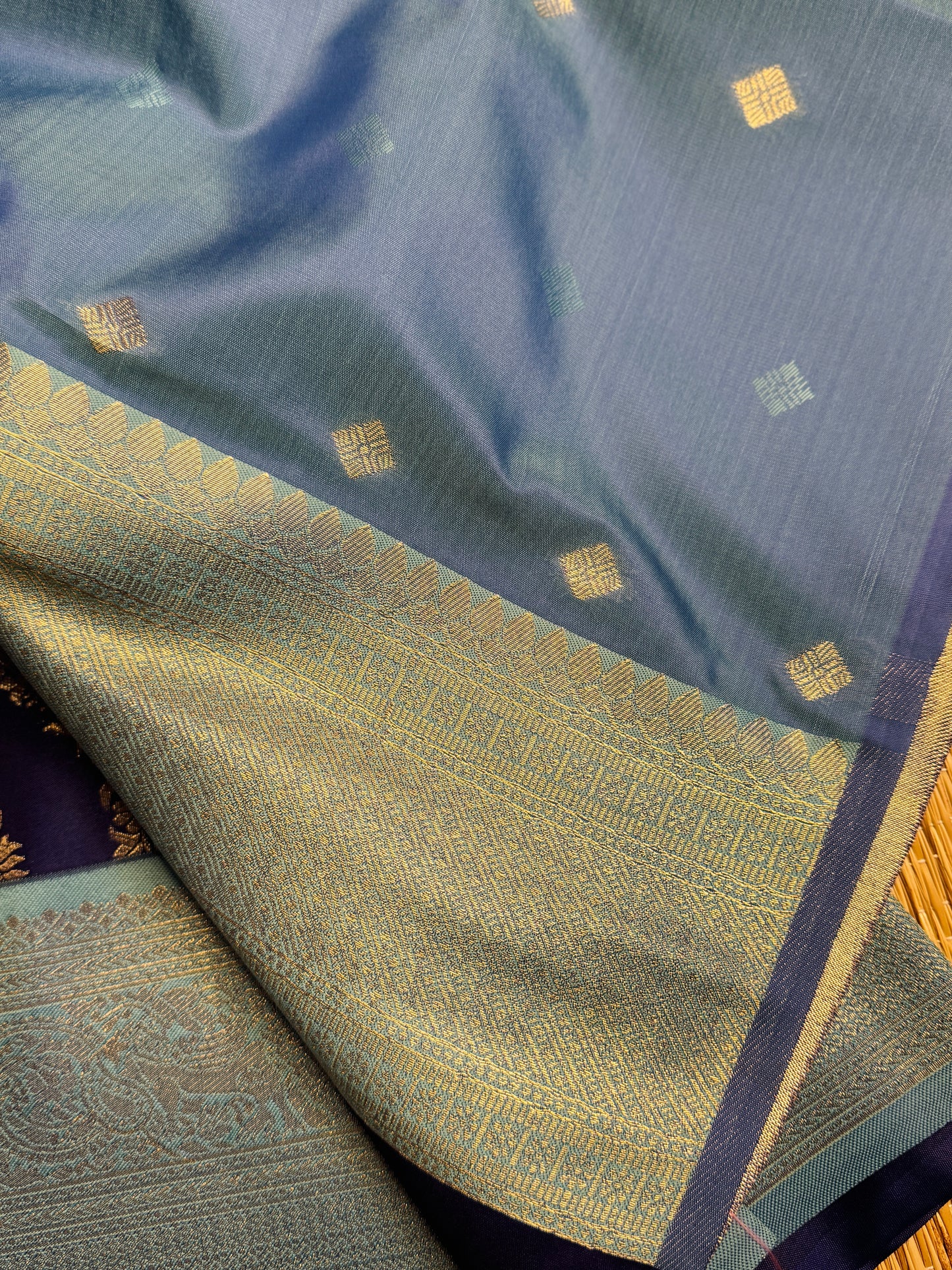 Navy blue and pastel blue necklace pattern semi Kanchi silk