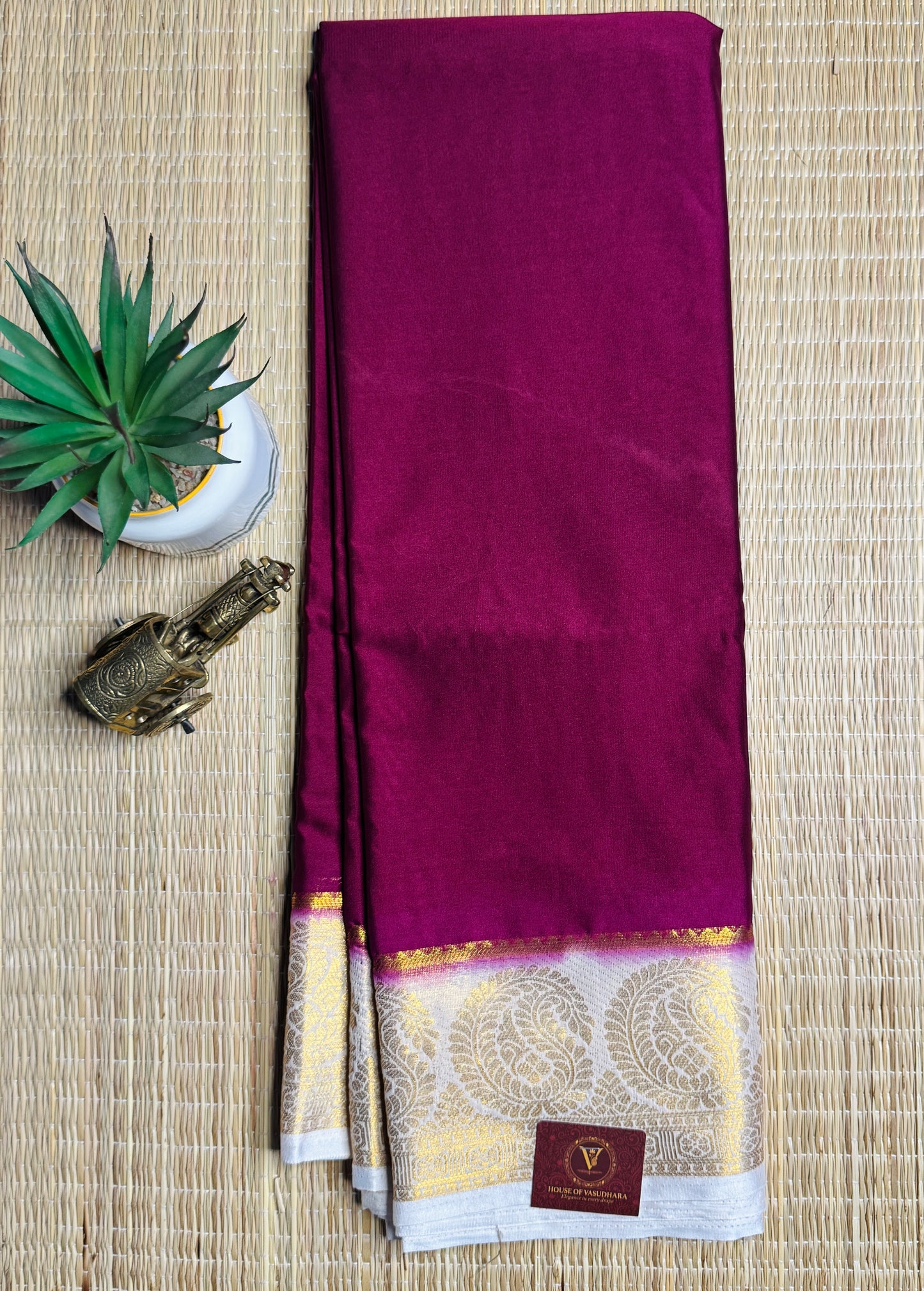 Magenta and White Semi Mysore silk Crepe Saree with Mango border