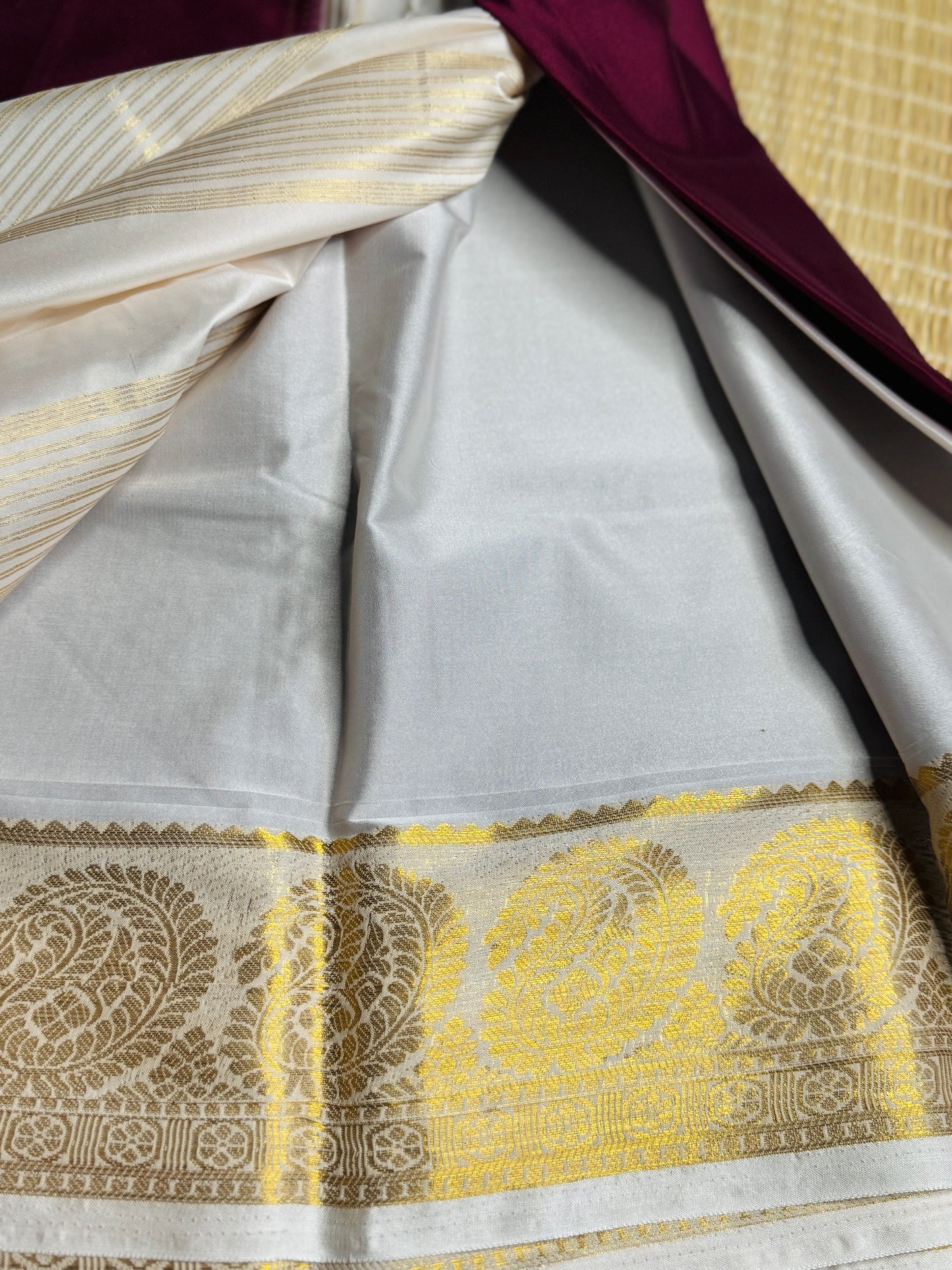 Magenta and White Semi Mysore silk Crepe Saree with Mango border