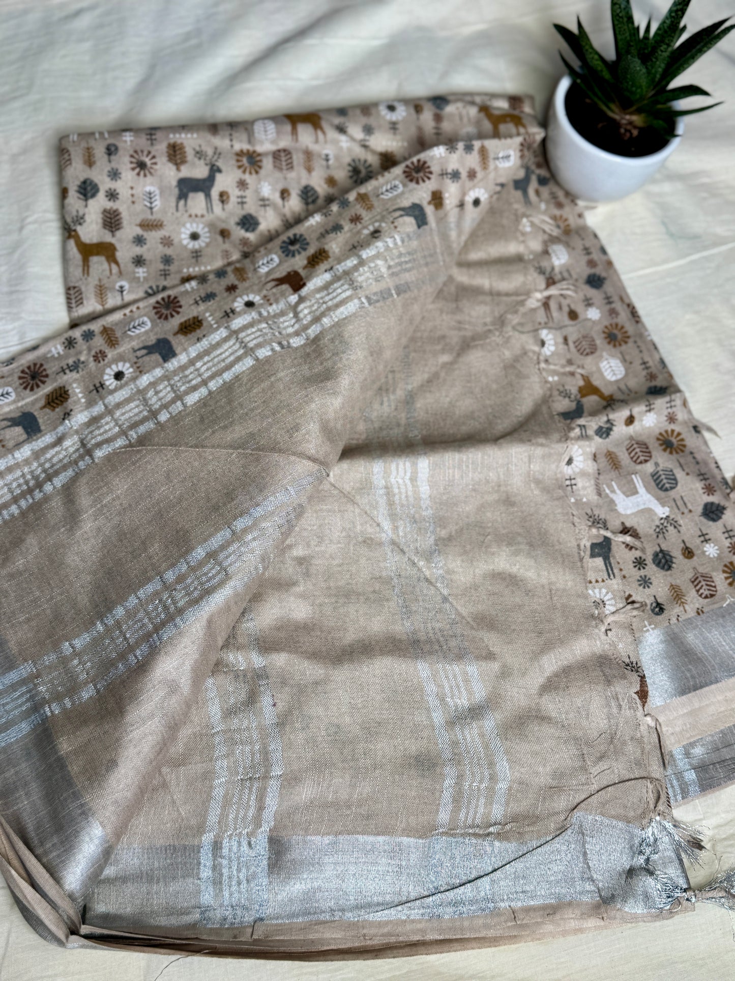 Off white animal print in Mul Cotton