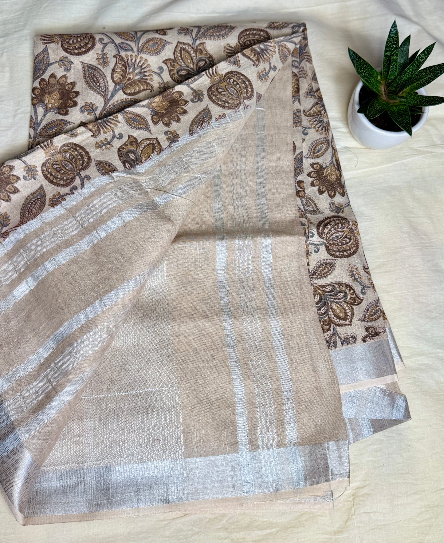 Beige & Brown Serenity in Mul Cotton