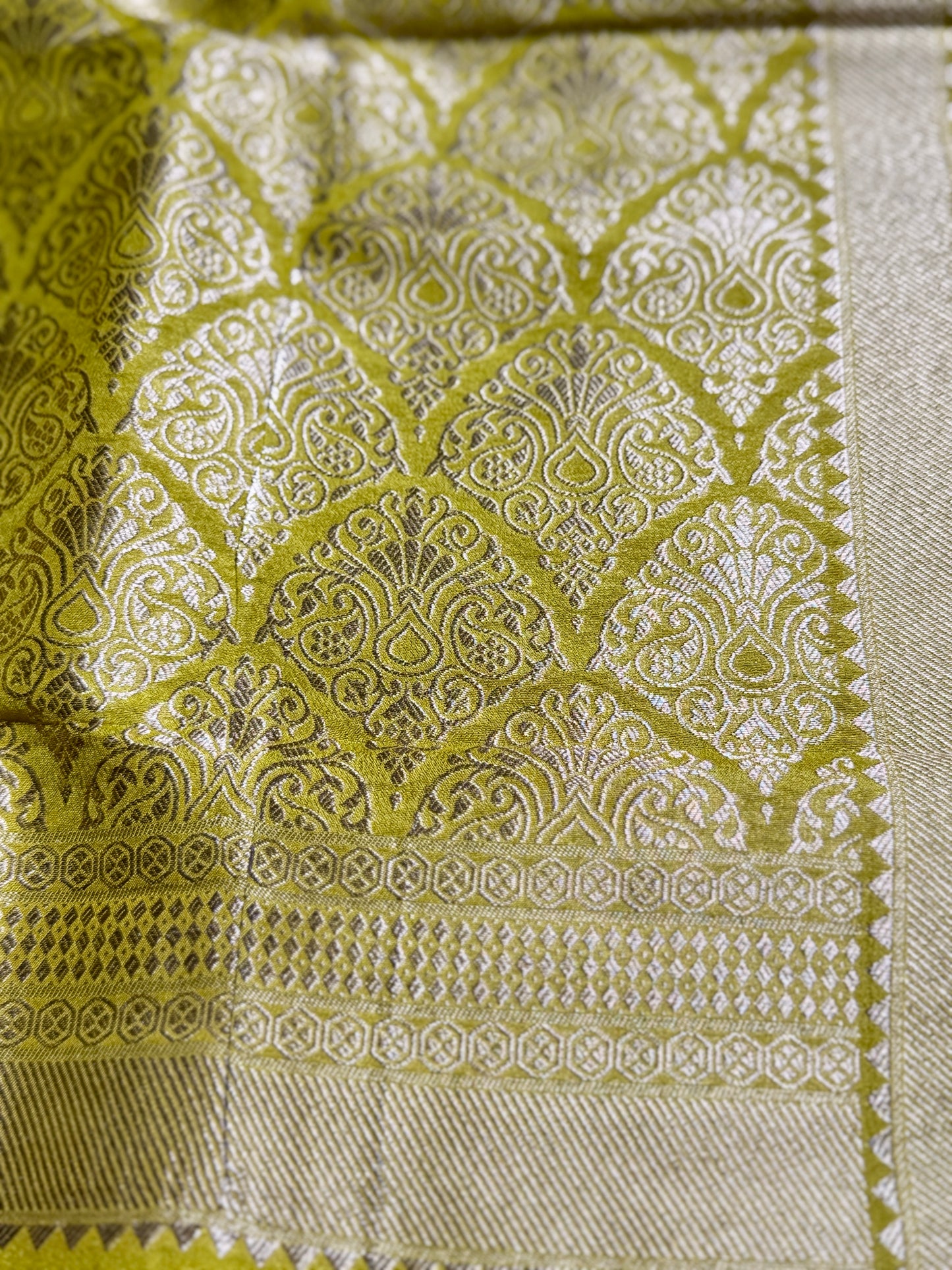 Black& Mustard Yellow Jaal pattern Khadi Silk saree