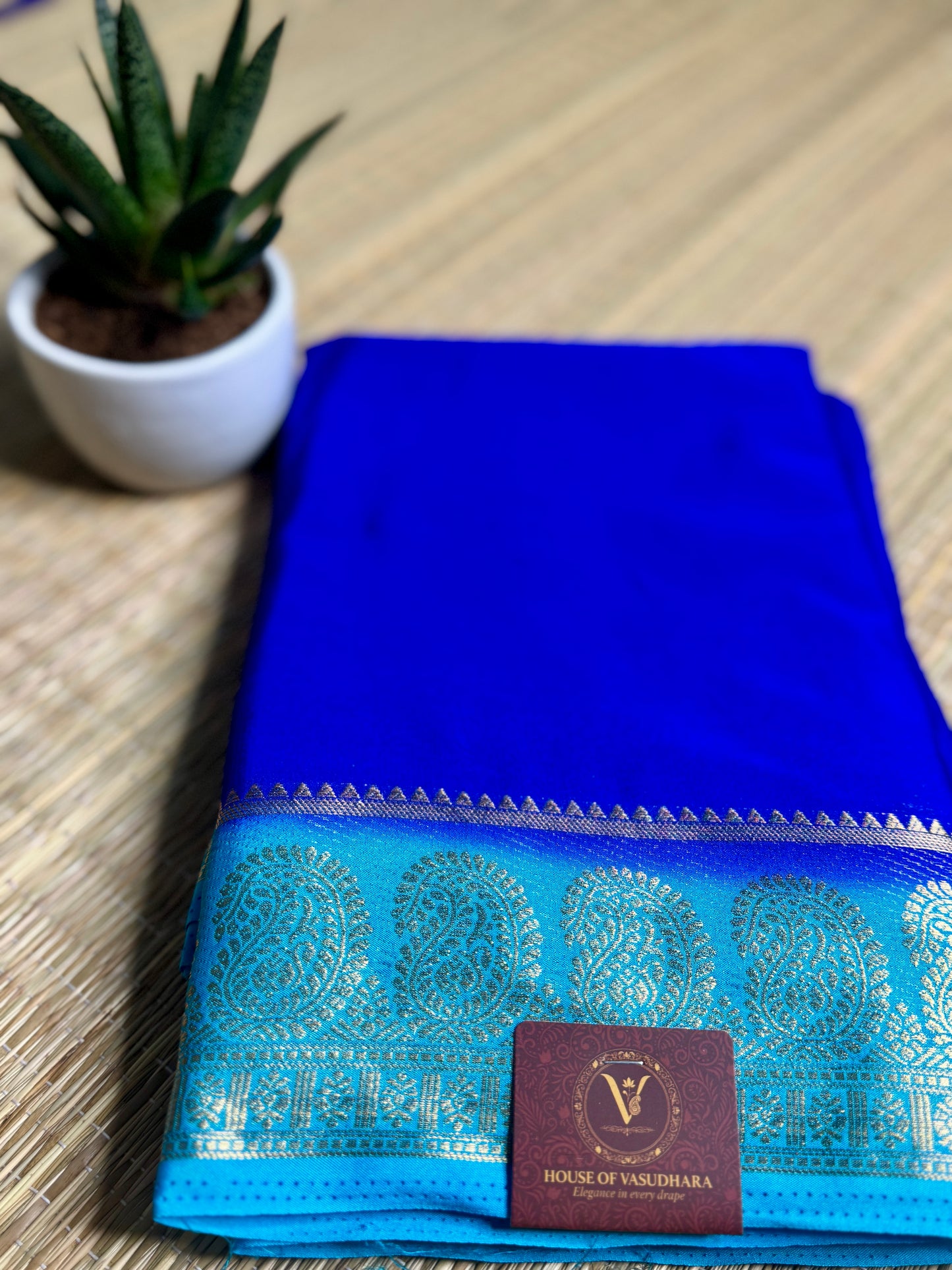 Royal blue & Turquoise blue contrast Semi Mysore silk crepe