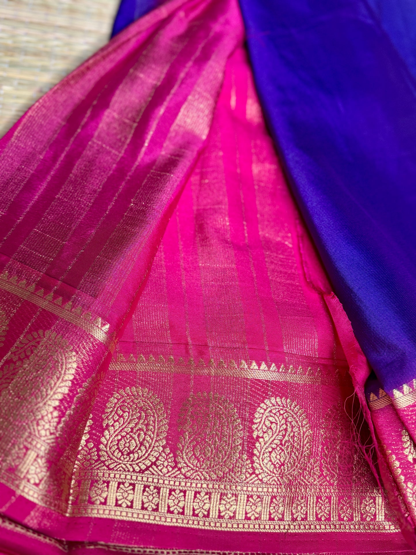 Royal Blue & Pink contrast Semi Mysore silk crepe