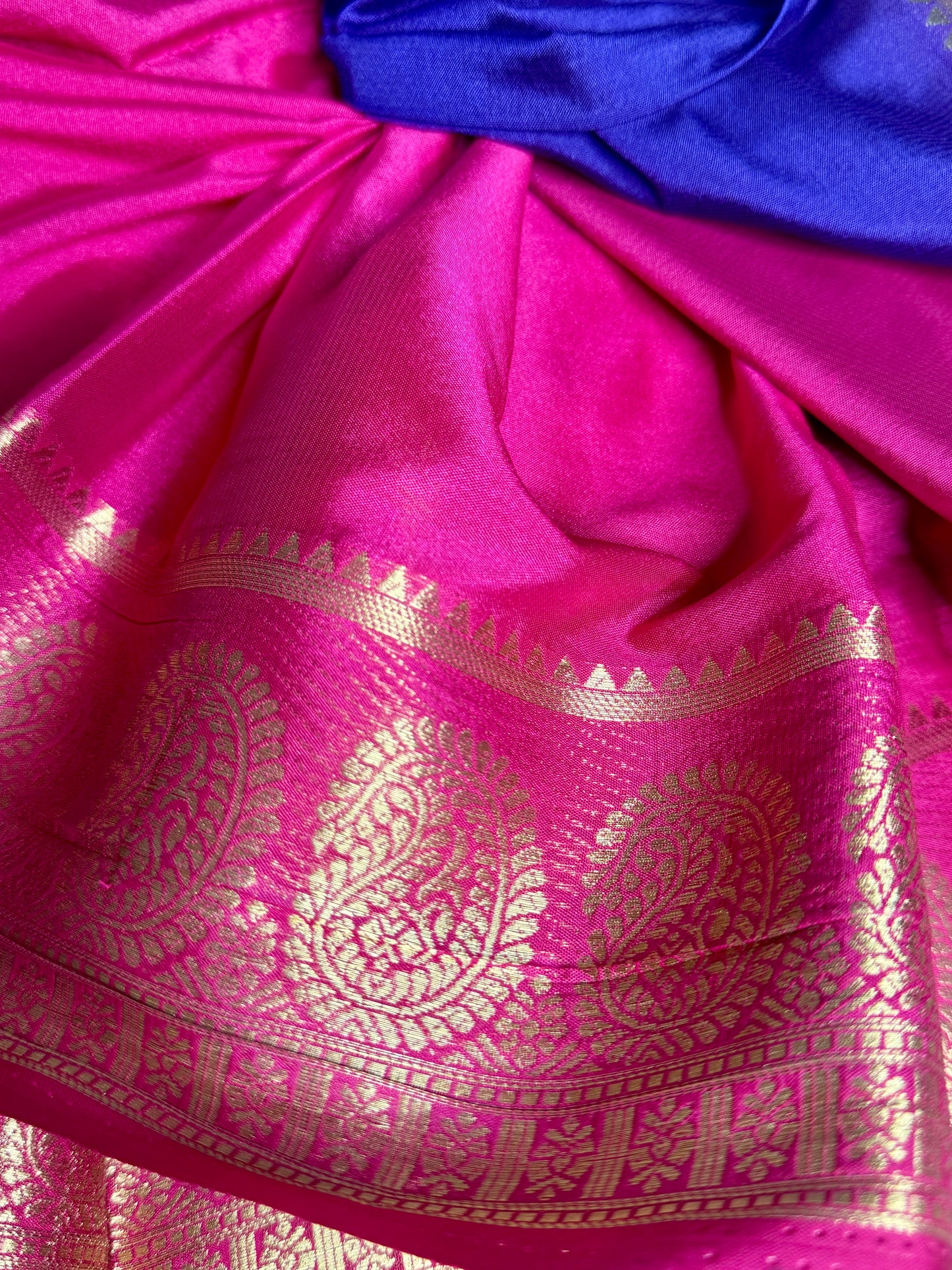 Royal Blue & Pink contrast Semi Mysore silk crepe