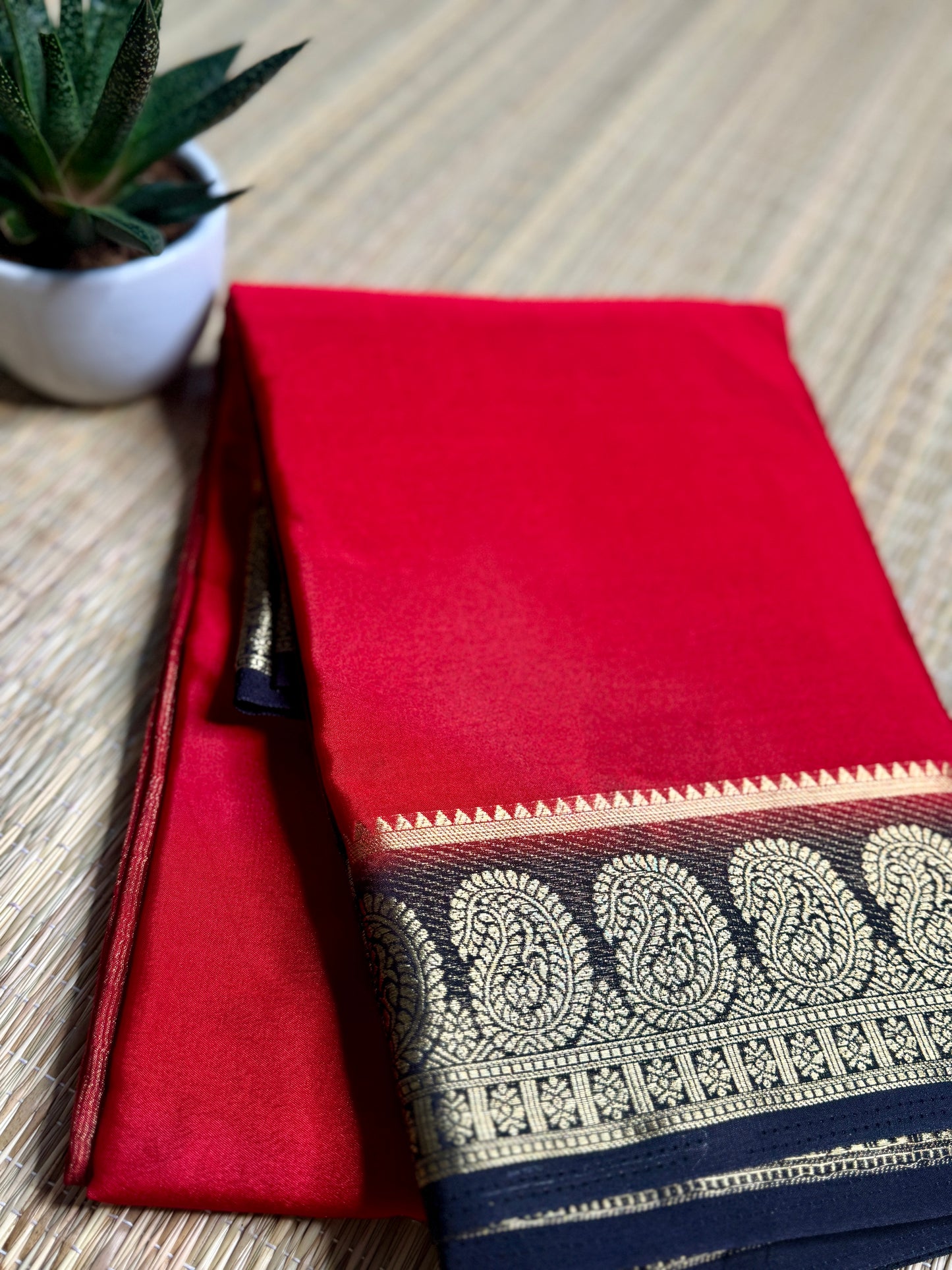 Red & Black contrast Semi Mysore silk crepe