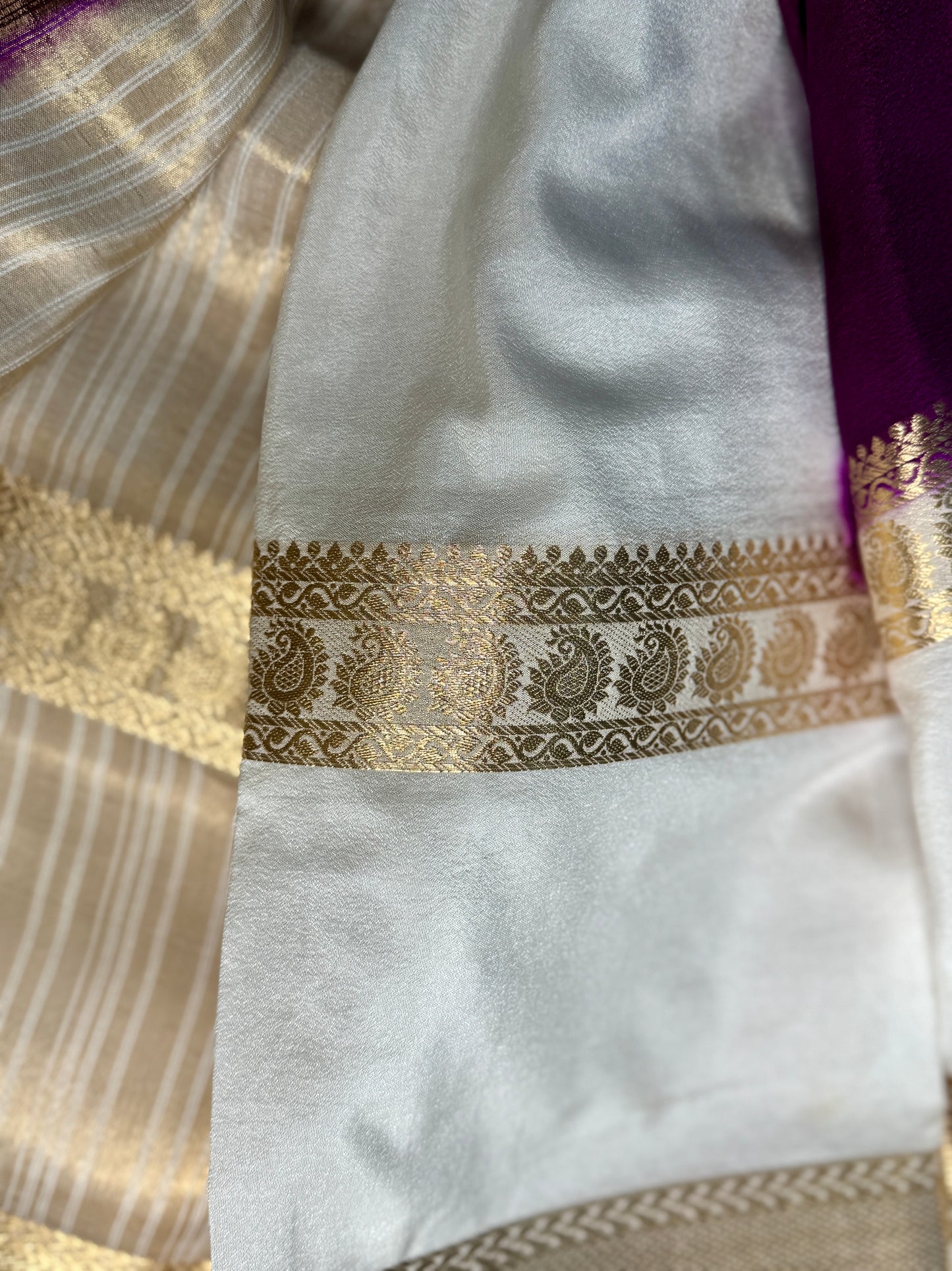 Magenta Semi Mysore silk crepe with Soft Cream Bentex border