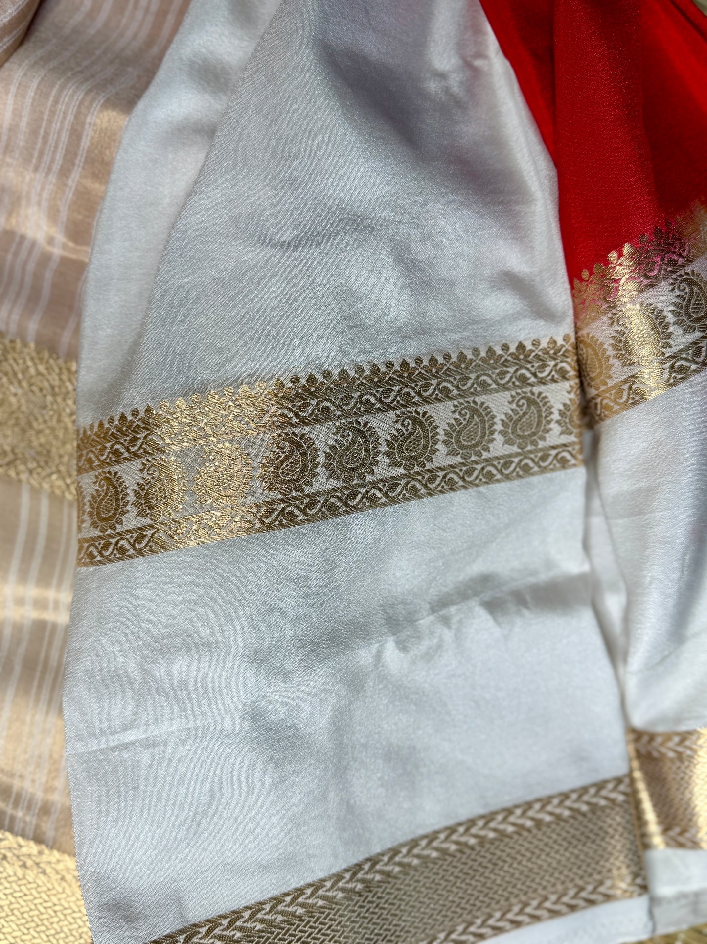 Red Semi Mysore silk crepe with Soft Cream Bentex border