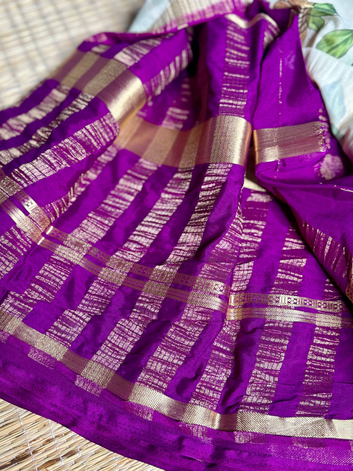 Magenta & White 2D Kalamkari Mysore silk crepe