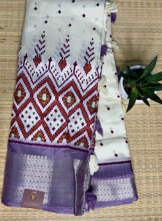 Ivory with Lavender Dola Ikkat Silk Saree