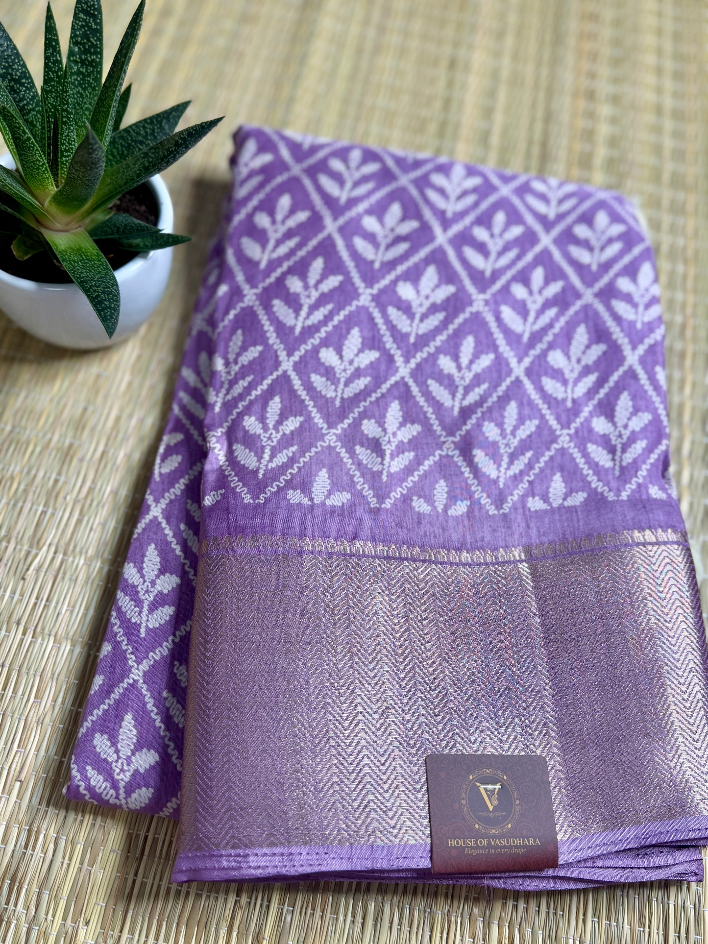 Lavender-Purple Dola Silk Saree
