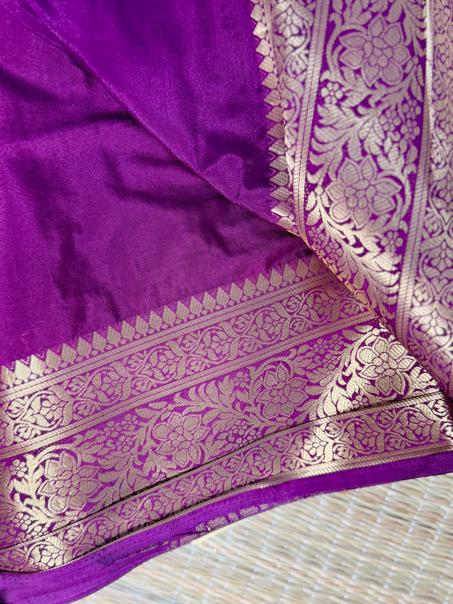 Magenta Mysore Silk Crepe Saree with Intricate Thread Embroidery