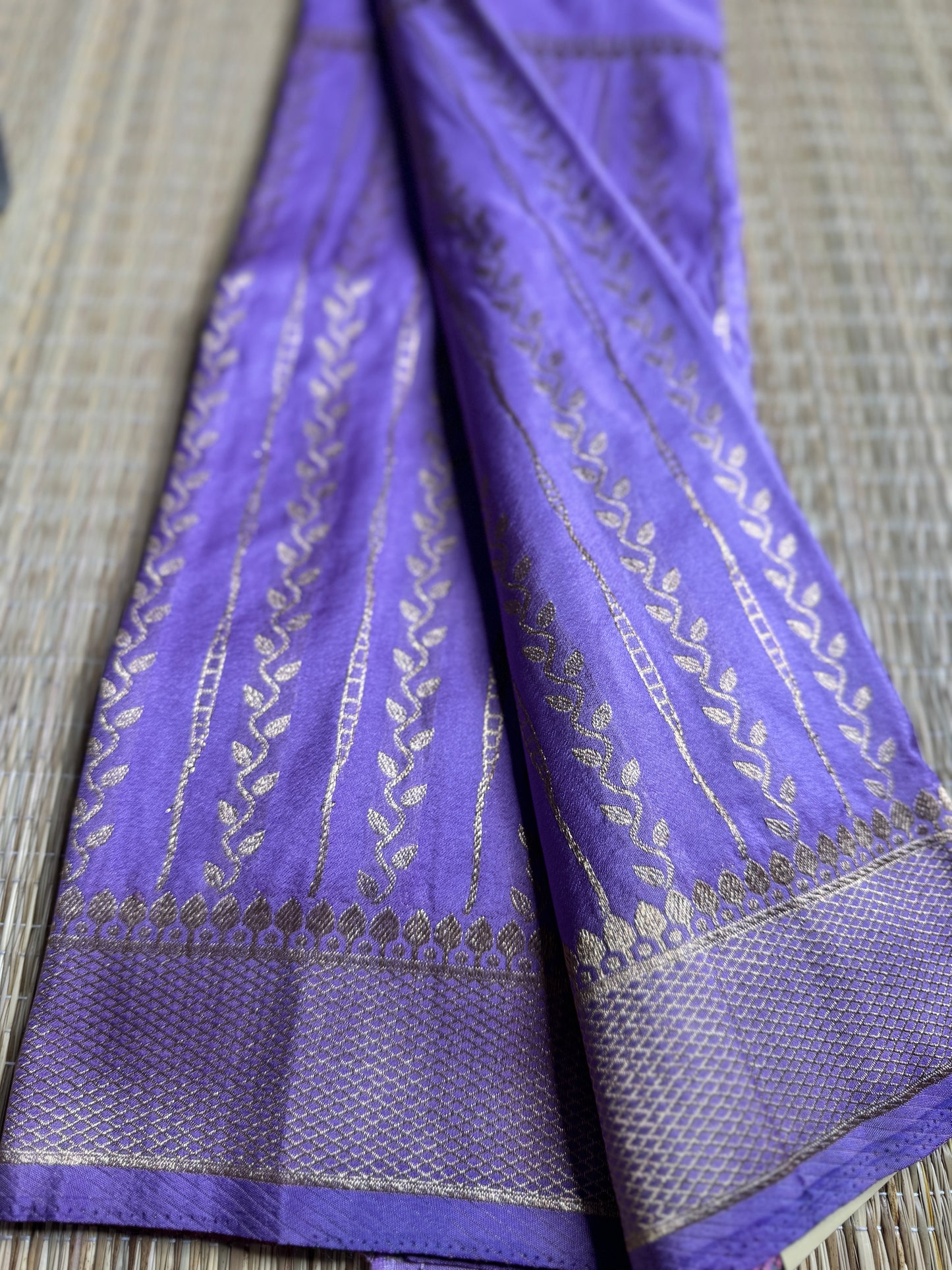 Lavender Banarasi Crepe Silk Saree with rich Zari Weaving