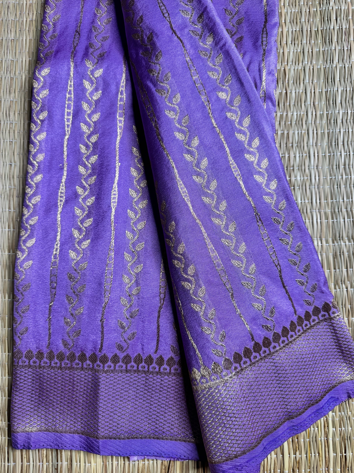 Lavender Banarasi Crepe Silk Saree with rich Zari Weaving