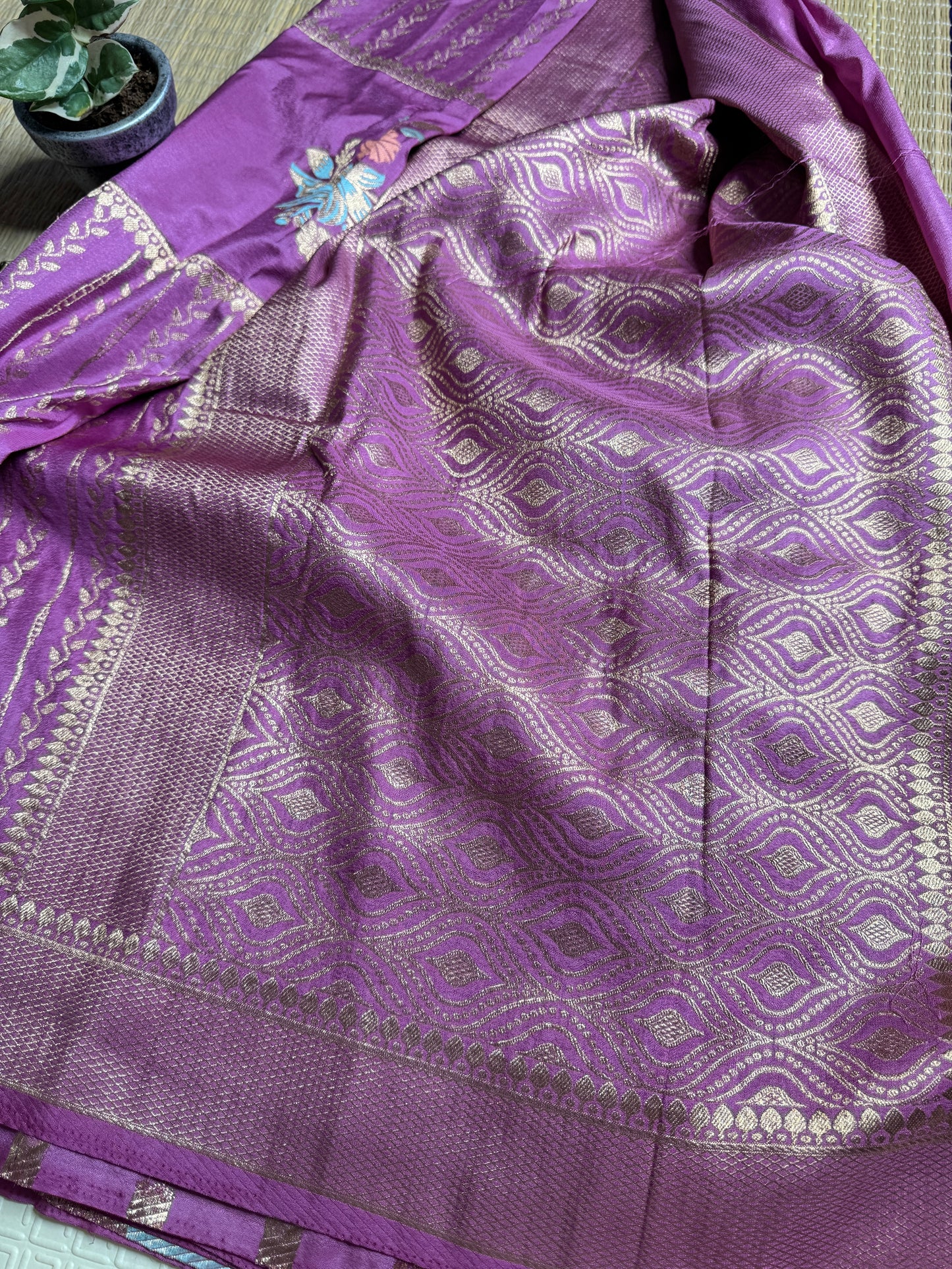 Mauve Banarasi Crepe Silk Saree with rich Zari Weaving