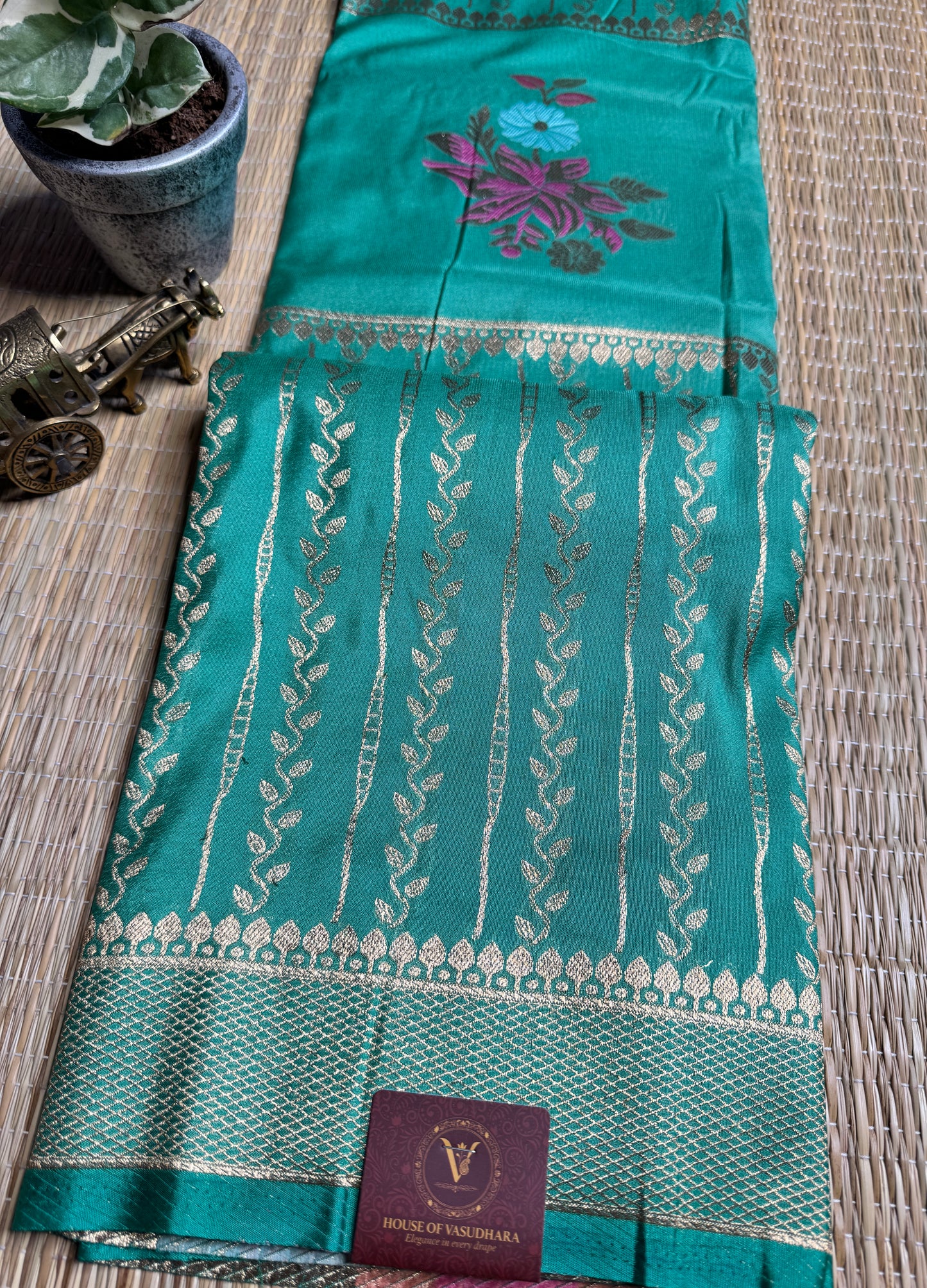 Green Banarasi Crepe Silk Saree with rich Zari Weaving