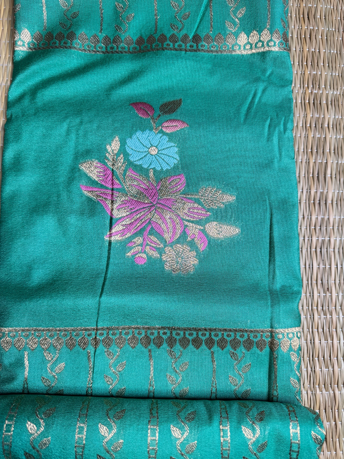Green Banarasi Crepe Silk Saree with rich Zari Weaving