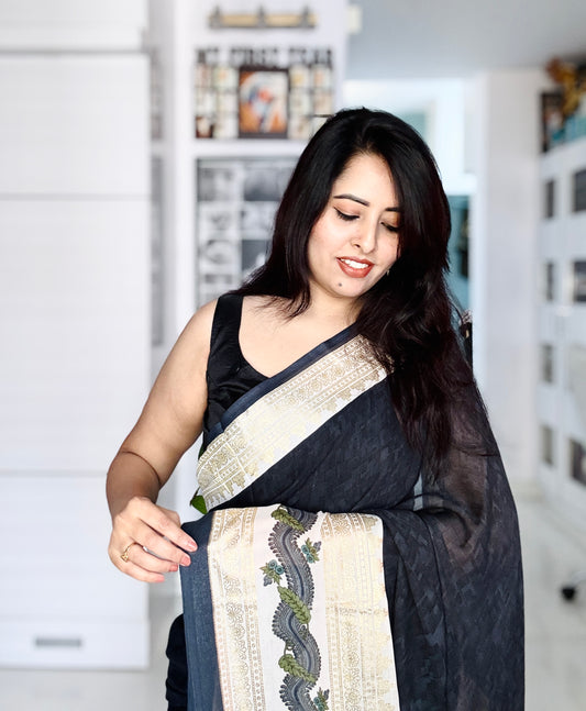 Dark grey Georgette with bentex border