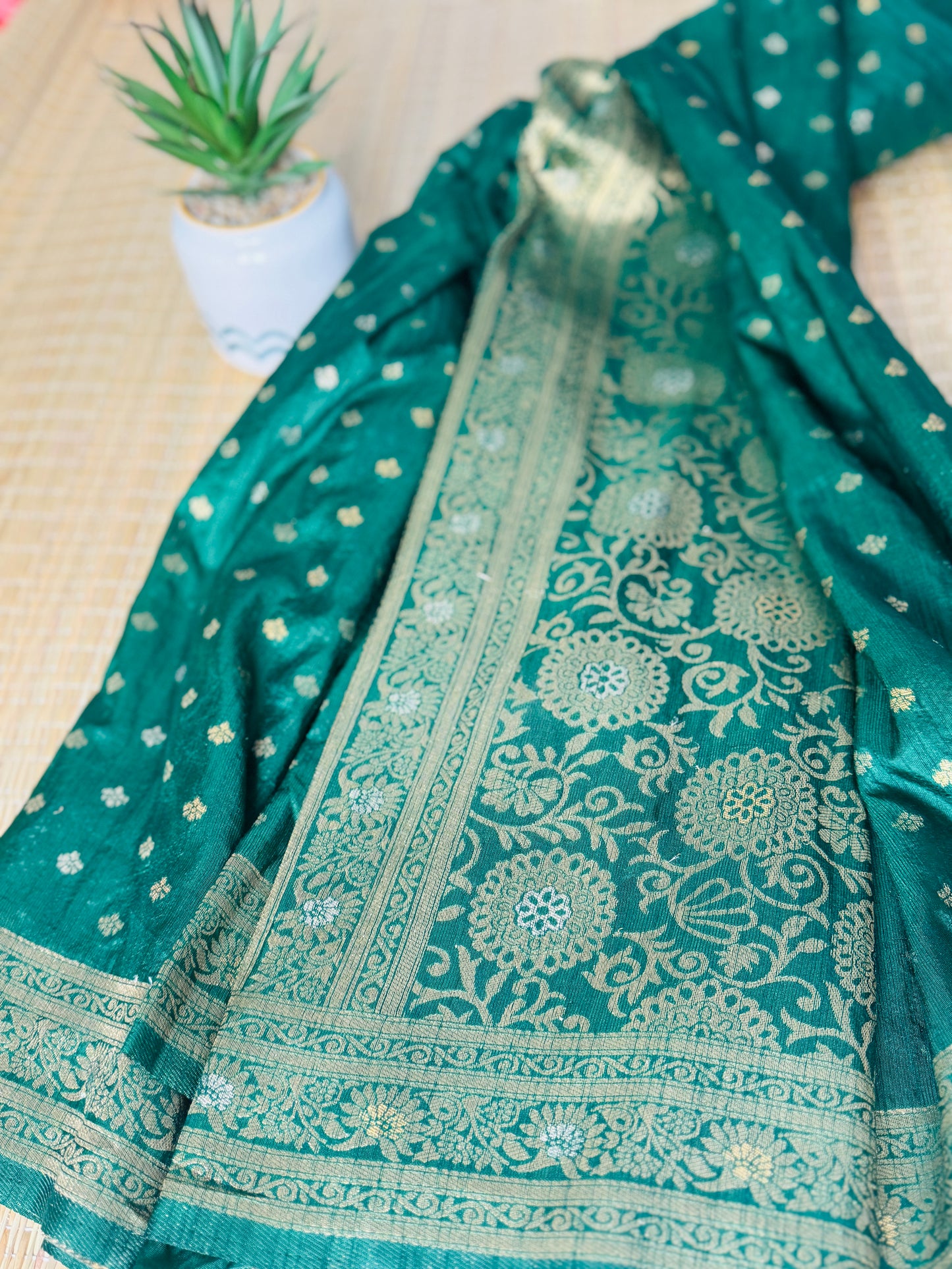 Green Pure Banarasi Silk saree